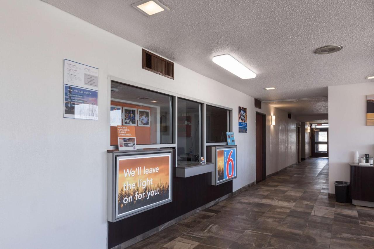 Motel 6-Lincoln, Il Bagian luar foto