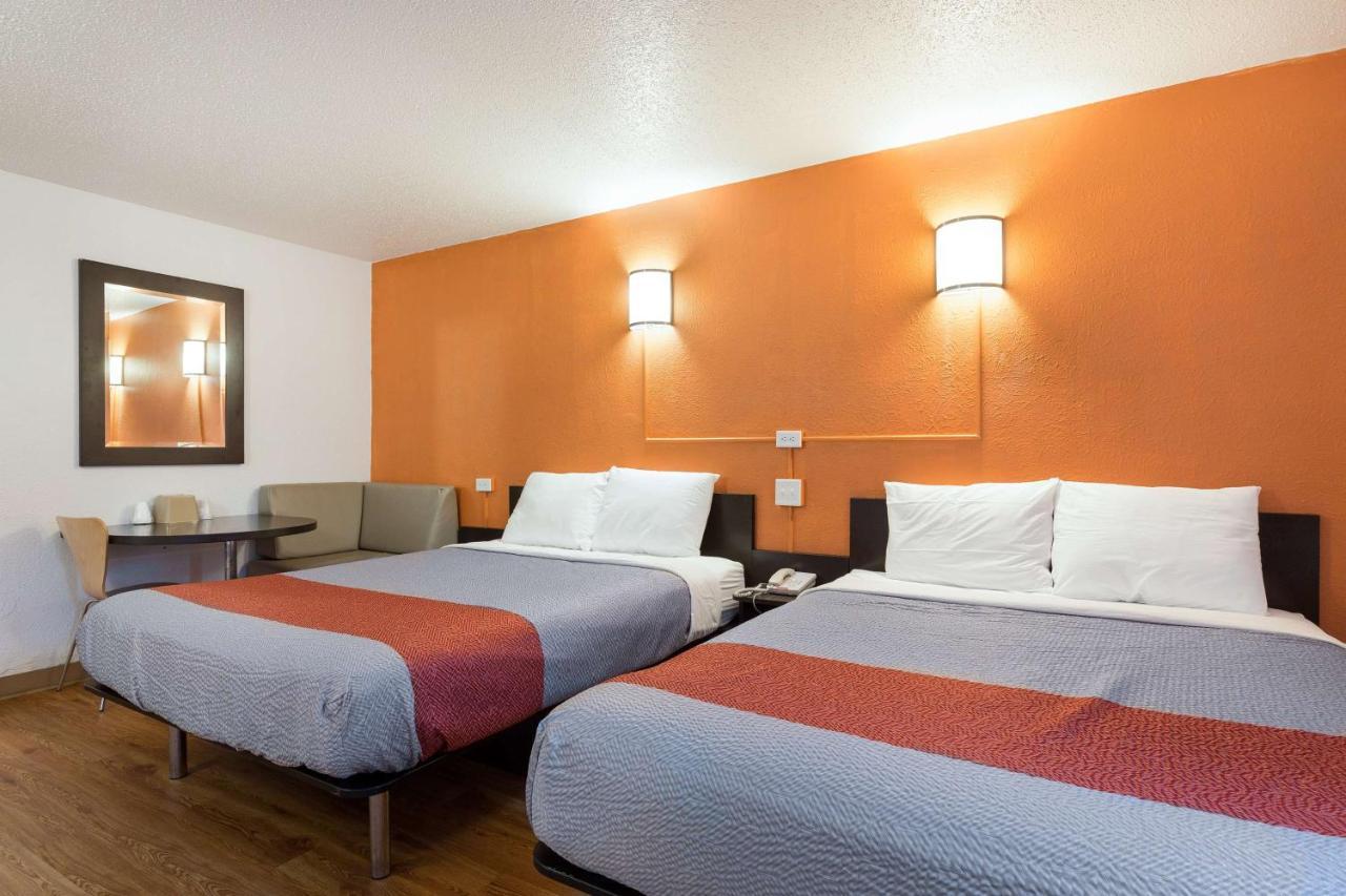 Motel 6-Lincoln, Il Bagian luar foto