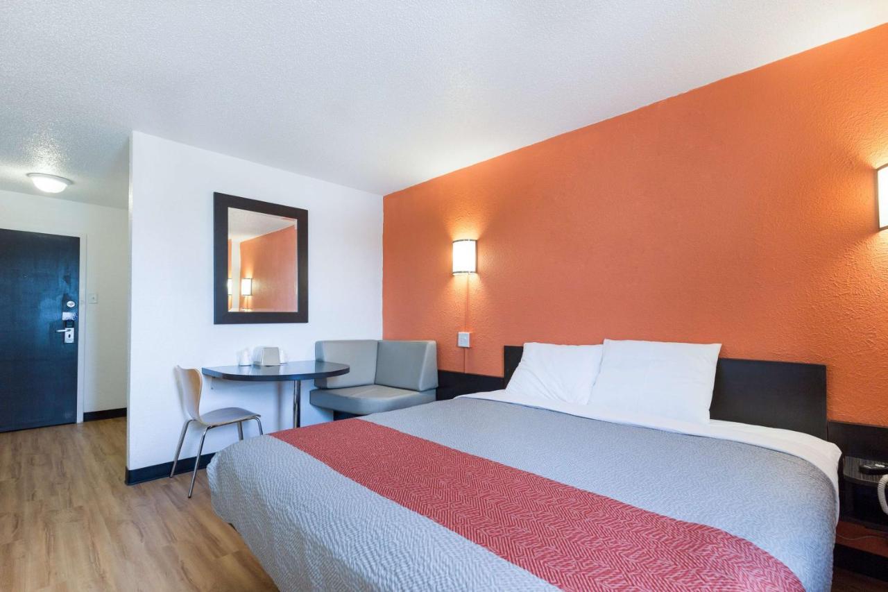 Motel 6-Lincoln, Il Bagian luar foto