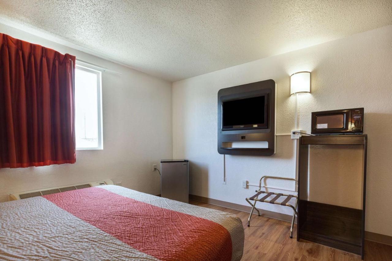 Motel 6-Lincoln, Il Bagian luar foto